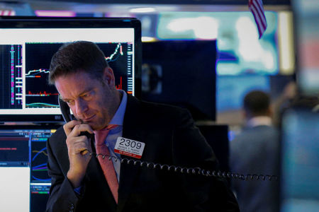 Wall Street : Le Dow Jones finit en légère hausse, net recul du Nasdaq
