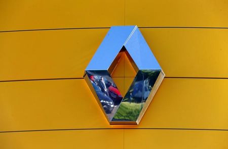 Renault inaugure à Dieppe la chaîne de production de la nouvelle Alpine