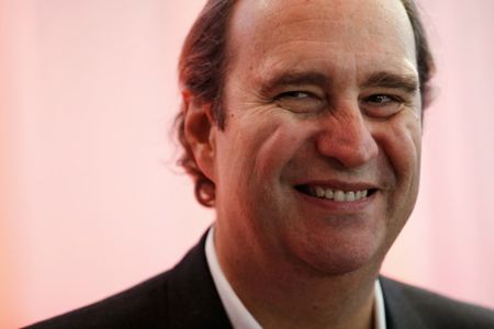 Un consortium emmené par Niel prend la majorité de l'irlandais Eir