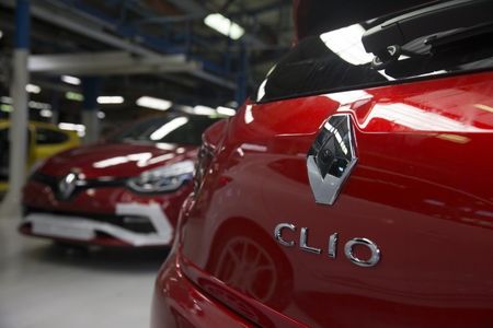 Moins de Renault Clio à Flins pour la 5e génération