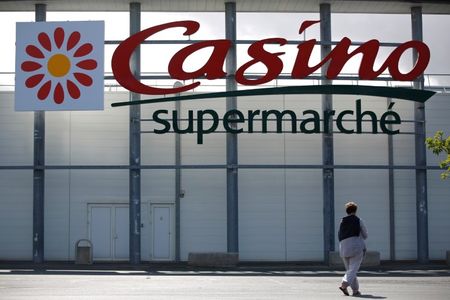 Marché : Auchan et Casino négocient un partenariat mondial dans les achats