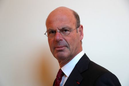 La CDC exclut une cession d'Icade, tempère sur CNP