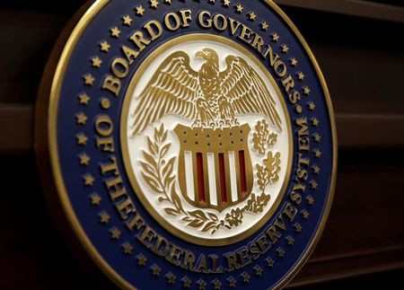 Marché : USA: La Fed maintient ses taux, l'inflation proche du but