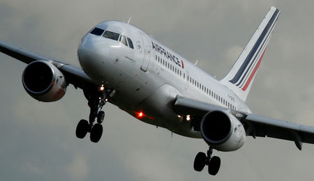 Marché : Nouvelle grève lundi à Air France, près de 85% des vols assurés