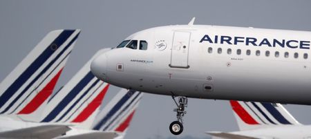 Air France-KLM: Le processus de sélection du PDG se poursuit