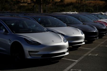 Marché : Tesla atteint les 5.000 Model 3, l'action monte
