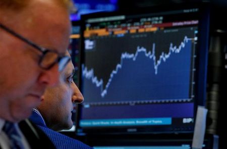 Wall Street : Le Dow Jones a gagné 0,57%, le Nasdaq quasi-stable