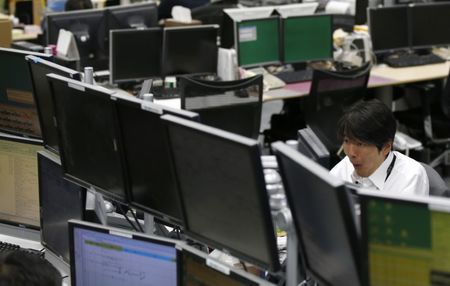 Tokyo : Tokyo finit en baisse de 0,29%, la faiblesse du yuan inquiète