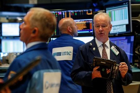Wall Street : Wall Street finit en baisse, les techs plombent le Nasdaq