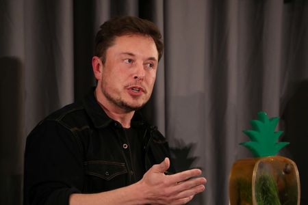 Marché : Musk envisage de retirer Tesla de la cote