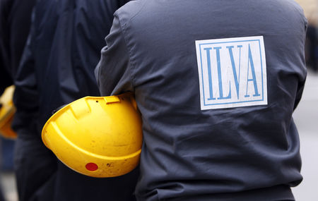 Rome dit que le contrat avec ArcelorMittal sur Ilva reste valable