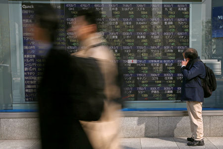 Tokyo : Tokyo finit en hausse de 0,85%