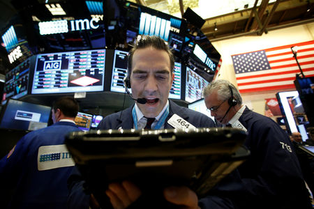 Wall Street : Wall Street dans le désordre, Apple a pesé sur les high techs