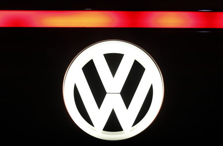 VW discutera lundi de l'avenir de Stadler à la tête d'Audi, selon Der Spiegel