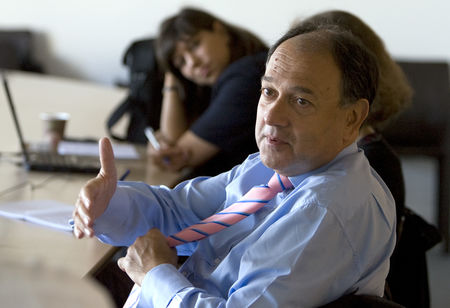 Marché : Loin des déboires d'Atos, Capgemini se mesure à Accenture