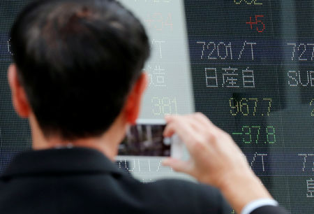 Tokyo : Tokyo finit en baisse de 1,09%, Nissan chute
