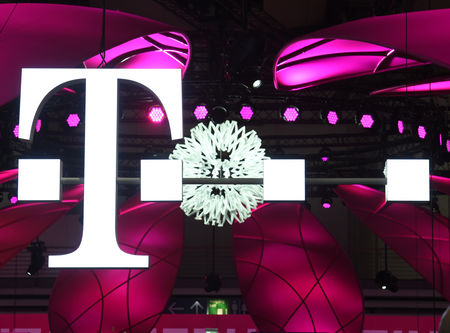 Feu vert de l'UE à la fusion Deutsche Telekom-Tele2 aux Pays-Bas