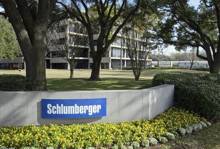 Schlumberger voit ses ventes du 4e trimestre souffrir d'une baisse de prix