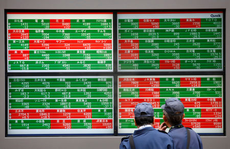 Tokyo : Tokyo finit en hausse de 0,99%