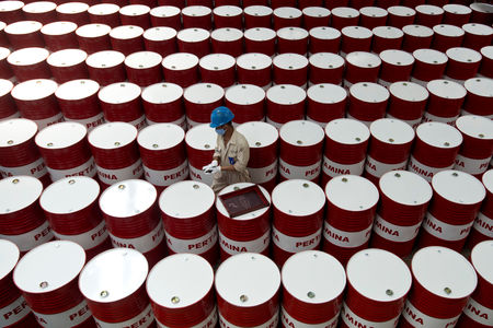Marché : Le pétrole termine la journée en hausse mais recule sur l'année