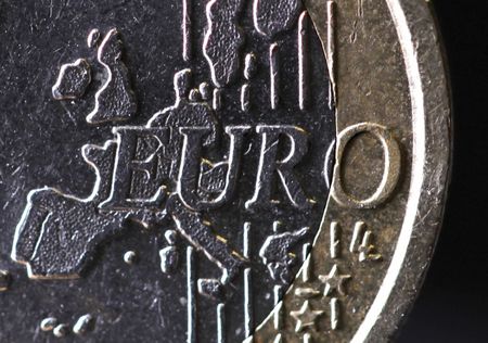 Marché : La croissance et l'inflation vont ralentir, selon une enquête BCE