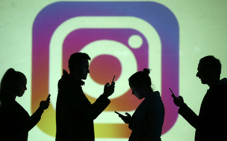 Facebook et plusieurs de ses applications victimes d'une panne mondiale