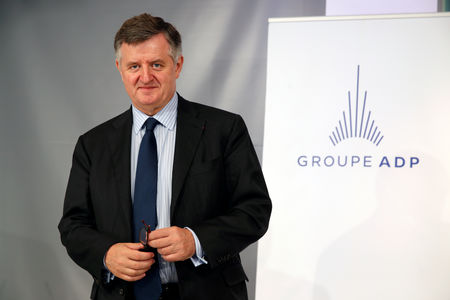 ADP: Macron envisage de reconduire le PDG Augustin de Romanet