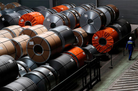 ArcelorMittal abaisse sa prévision de demande