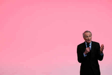 Renault peut régler le différend avec Nissan sur les comités, dit Senard