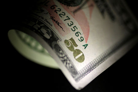 Marché : Trump juge le dollar trop fort à cause de la Fed, selon un responsable US