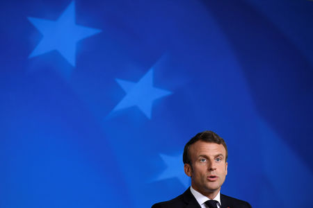 Renault-Nissan: Macron appelle à développer synergies et alliances
