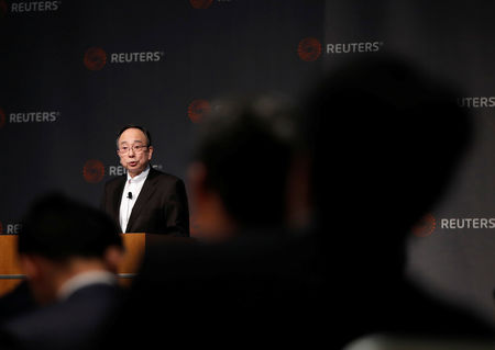 Marché : La BoJ n'exclura rien si elle doit encore assouplir, selon Amamiya