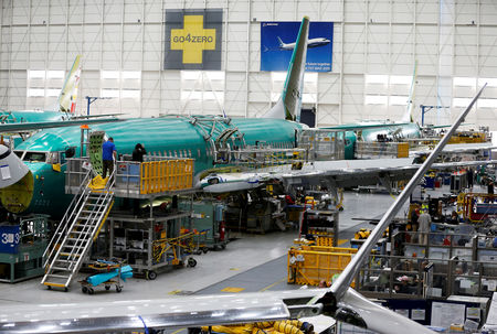 Marché : Boeing a livré 239 appareils au 1er semestre, contre 389 pour Airbus