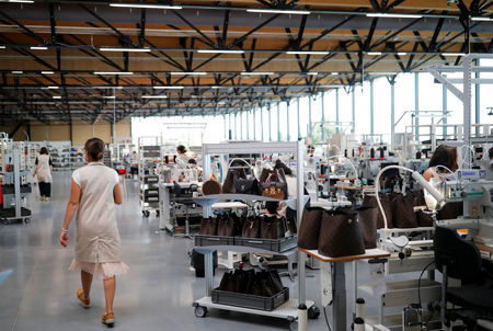 Marché : France: Baisse d'impôts de 1 milliard d'euros en 2020 pour les entreprises, rapporte Les Ec