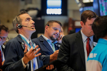 Wall Street : A Wall Street, le Dow perd 0,24%, le Nasdaq recule de 1,12%