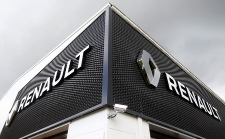 Renault avertit sur ses résultats annuels, examine ses objectifs à moyen terme