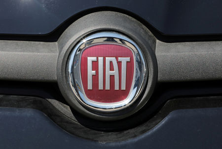 Fiat Chrysler et PSA en discussions pour un rapprochement, selon le Wall Street Journal