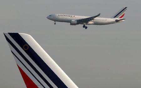 Pas facile d'exploiter une compagnie aérienne en France, selon Ben Smith