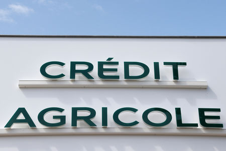 Crédit agricole peut déduire une provision sur Emporiki, impact de 1,04 milliard d'euros