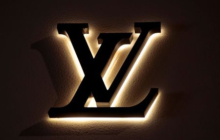 Louis Vuitton envisage de fermer une de ses boutiques à Hong Kong, selon la presse