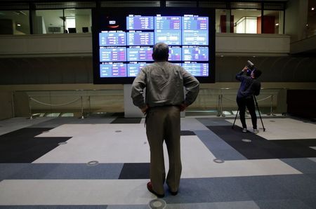 Tokyo : Tokyo finit en hausse de 0,73%