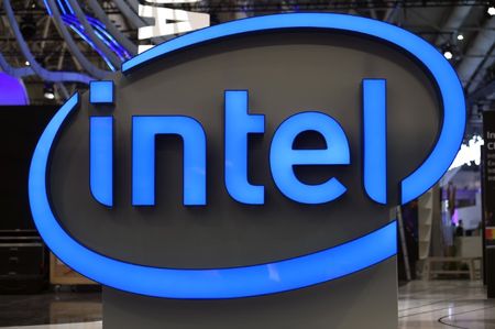 Marché : Intel dépasse les attentes avec ses résultats et prévisions
