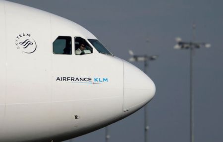 Coronavirus: KLM compte réduire certains postes budgétaires
