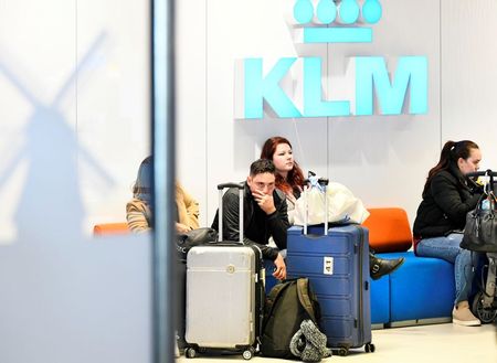Coronavirus: KLM va supprimer 1.500 à 2.000 emplois, selon RTL
