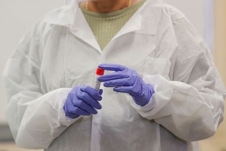 Coronavirus: BioMérieux espère lancer prochainement deux tests sérologiques