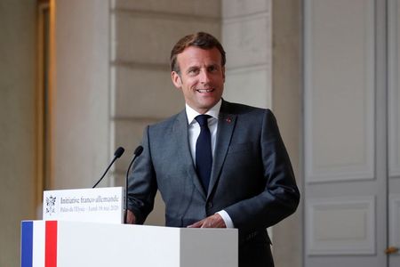 Marché : Macron promet un soutien 