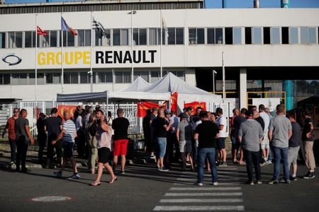 Renault: Le site de Maubeuge préservé, Caudan pourrait être cédé, dit Senard