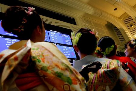 Tokyo : A Tokyo, le Nikkei finit en hausse de 0,36%