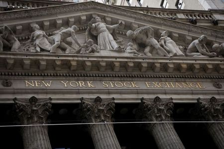 Wall Street : Wall Street termine en baisse avec les craintes liées au COVID-19
