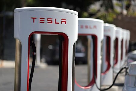 Marché : Tesla fait mieux qu'attendu au 2e trimestre, l'action grimpe en après-Bourse